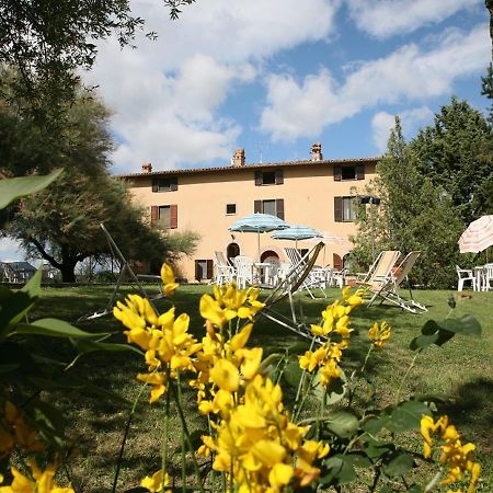 Agriturismo Villa Mozart Nel Verde 古比奥 外观 照片