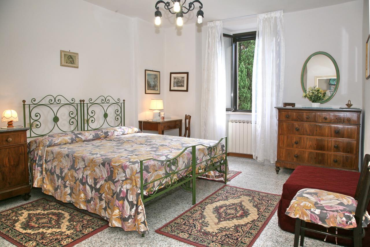 Agriturismo Villa Mozart Nel Verde 古比奥 外观 照片