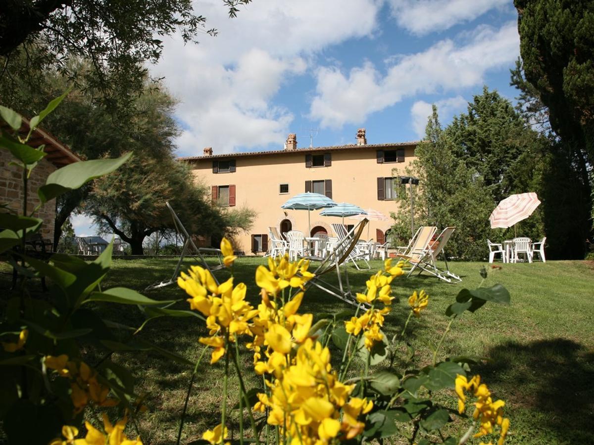 Agriturismo Villa Mozart Nel Verde 古比奥 外观 照片