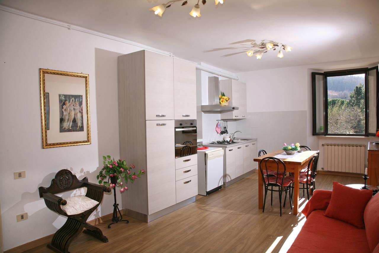 Agriturismo Villa Mozart Nel Verde 古比奥 外观 照片