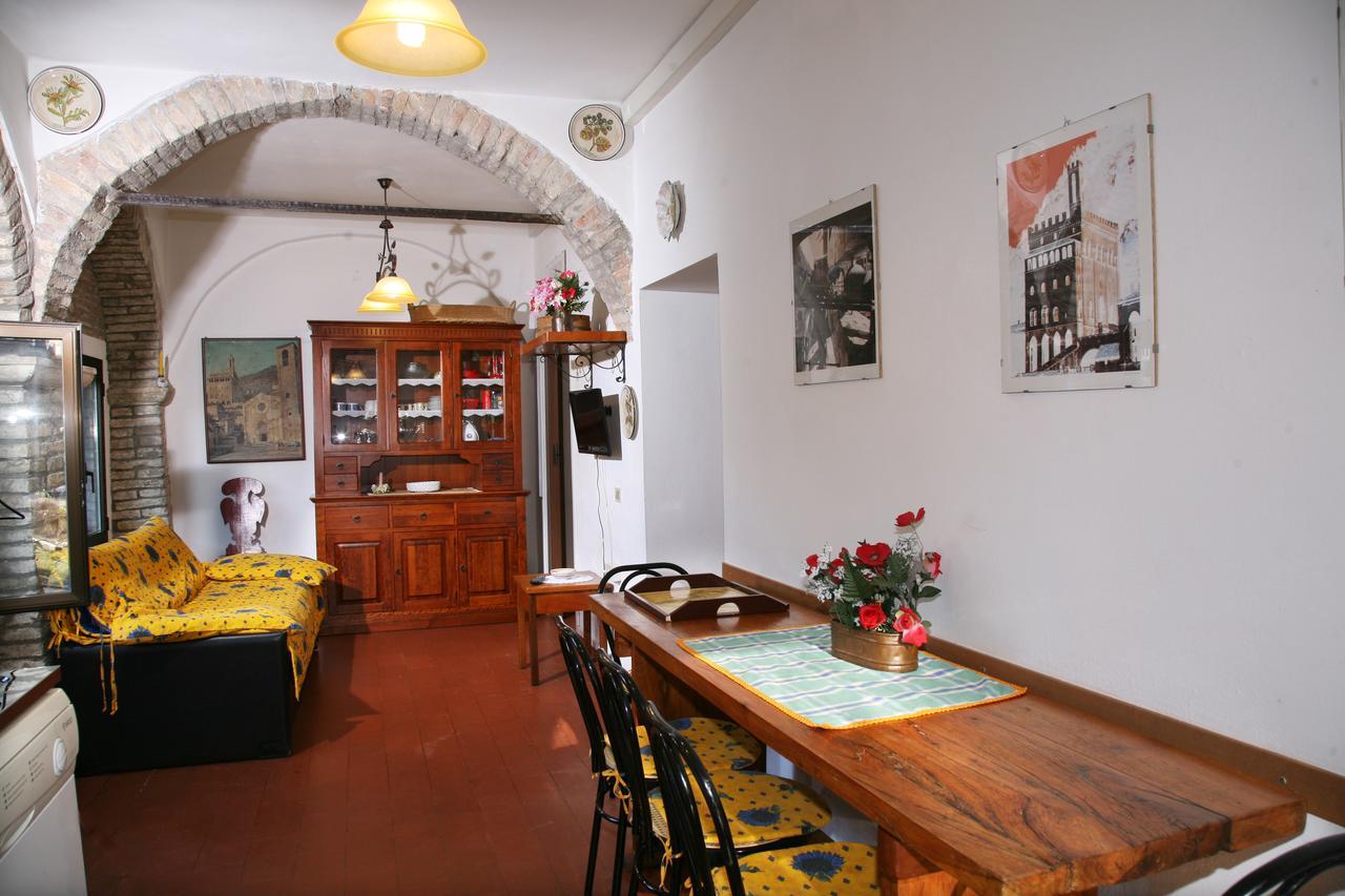 Agriturismo Villa Mozart Nel Verde 古比奥 外观 照片